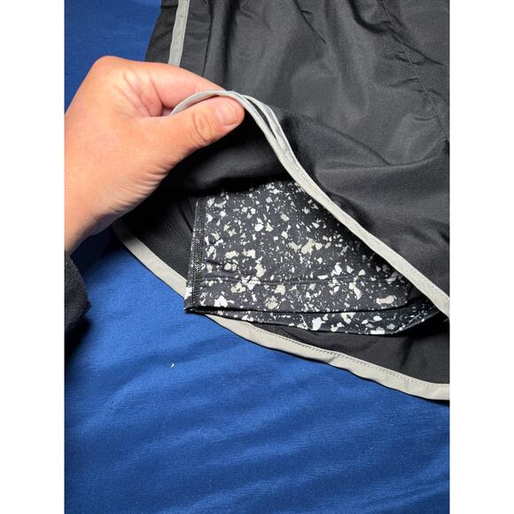 Nike dri fit built in spandex athletic shorts womens small athleisure lounge - Picture 2 of 5
